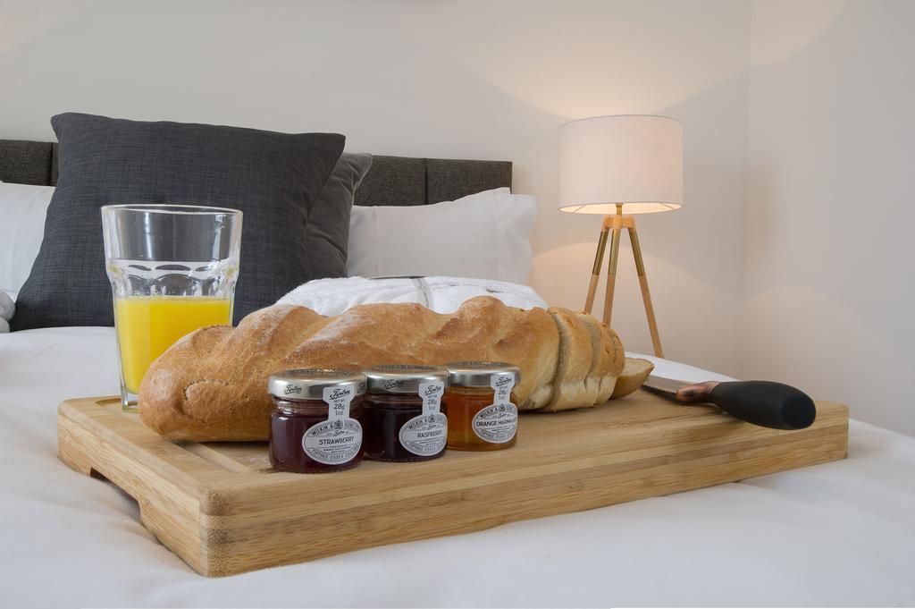 Tailored Stays - Executive Town House CBG Zimmer foto