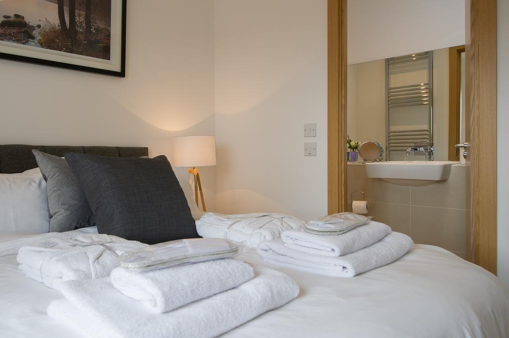 Tailored Stays - Executive Town House CBG Zimmer foto